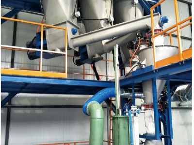 正將自動化密煉機(jī)上輔機(jī)-螺旋供料型