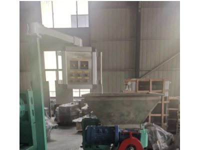 裕元橡塑機(jī)械 150熱喂料過(guò)濾機(jī)圖2