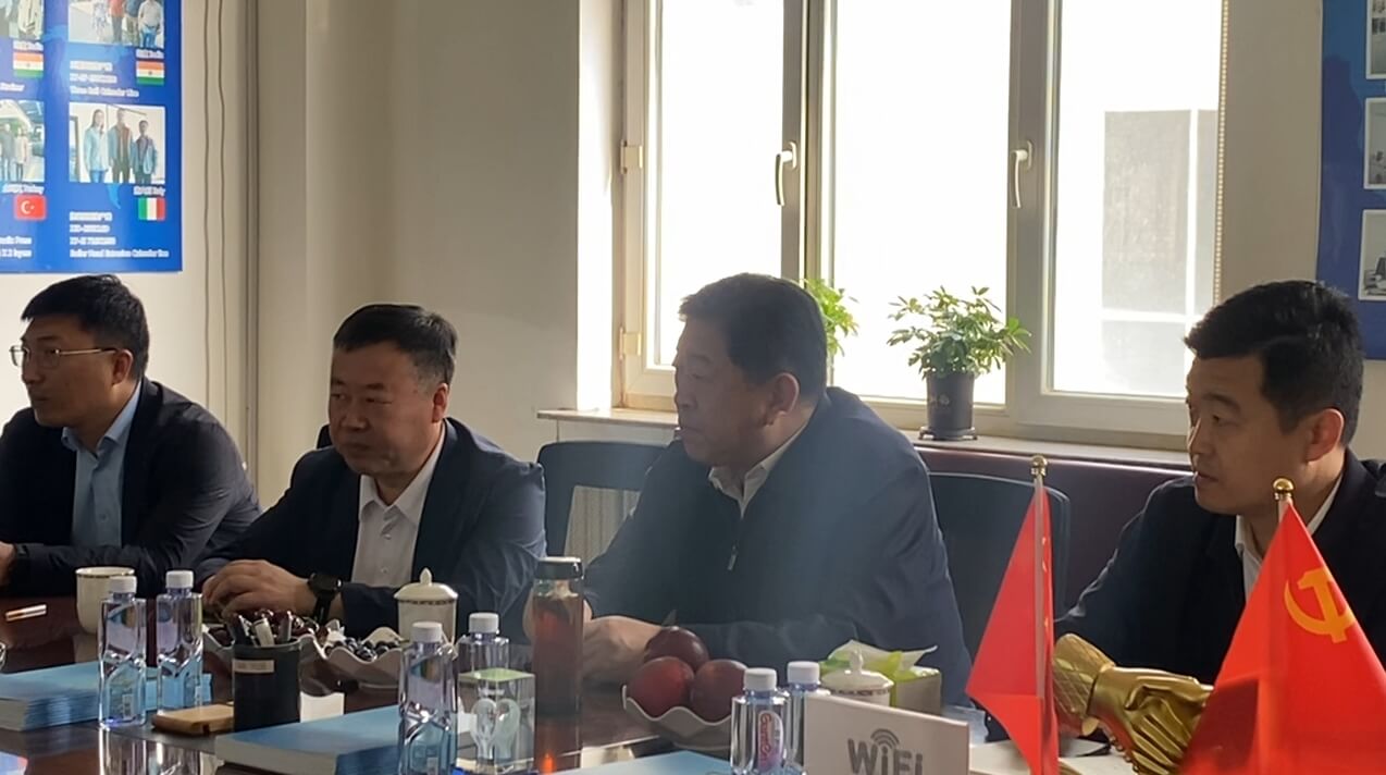 ׃滨州政府领导一行莅临大q华韩参观考察